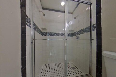 Villa ou maison à louer à Winter Springs, Floride: 3 chambres, 93.65 m2 № 1907172 - photo 10