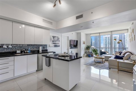 Copropriété à vendre à Miami, Floride: 2 chambres, 102.1 m2 № 1945786 - photo 4