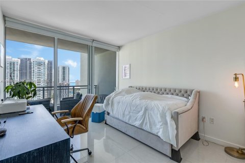 Copropriété à vendre à Miami, Floride: 2 chambres, 102.1 m2 № 1945786 - photo 15