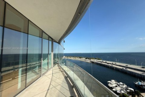 Copropriété à louer à Miami, Floride: 2 chambres, 109.53 m2 № 2154233 - photo 13