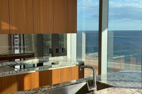 Copropriété à louer à Miami, Floride: 2 chambres, 109.53 m2 № 2154233 - photo 3