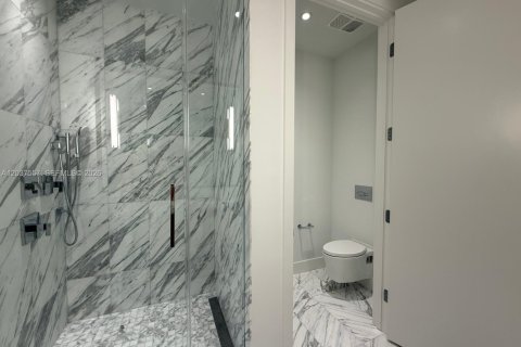 Copropriété à louer à Miami, Floride: 2 chambres, 109.53 m2 № 2154233 - photo 11