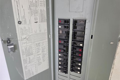 Villa ou maison à vendre à Riviera Beach, Floride: 3 chambres, 90.3 m2 № 1966967 - photo 18