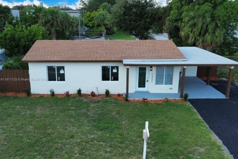 Villa ou maison à vendre à Riviera Beach, Floride: 3 chambres, 90.3 m2 № 1966967 - photo 3