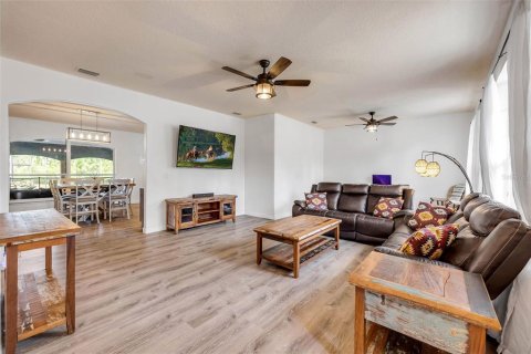 House in New Smyrna Beach, Florida 5 bedrooms, 252.04 sq.m. № 1847461 - photo 22