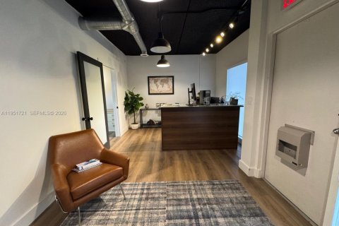 Купить коммерческую недвижимость в Майами, Флорида № 2054578 - фото 15