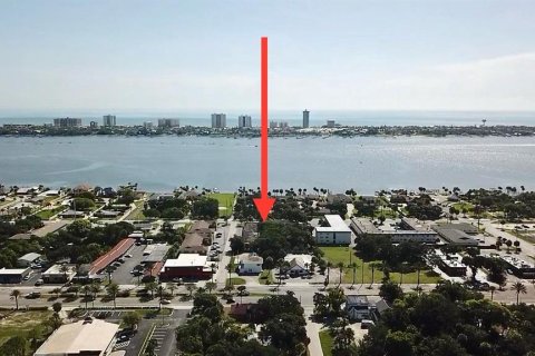 Commercial property in South Daytona, Florida № 1366483 - photo 8