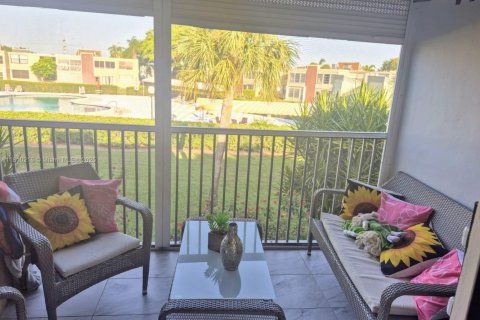 Condo in Margate, Florida, 2 bedrooms  № 1752749 - photo 4