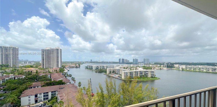 Condo à Aventura, Floride, 1 chambre № 1834462