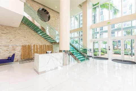 Condominio en venta en Miami, Florida, 1 dormitorio, 91.69 m2 № 1990262 - foto 7