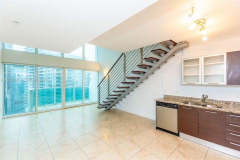 Condominio en venta en Miami, Florida, 1 dormitorio, 91.69 m2 № 1990262 - foto 9
