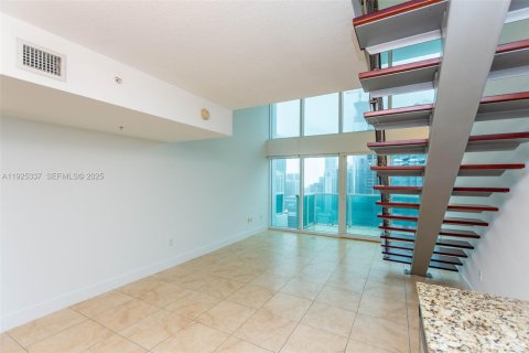 Condominio en venta en Miami, Florida, 1 dormitorio, 91.69 m2 № 1990262 - foto 10