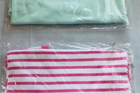 Propiedad comercial en venta en Miami Lakes, Florida № 2031771 - foto 4