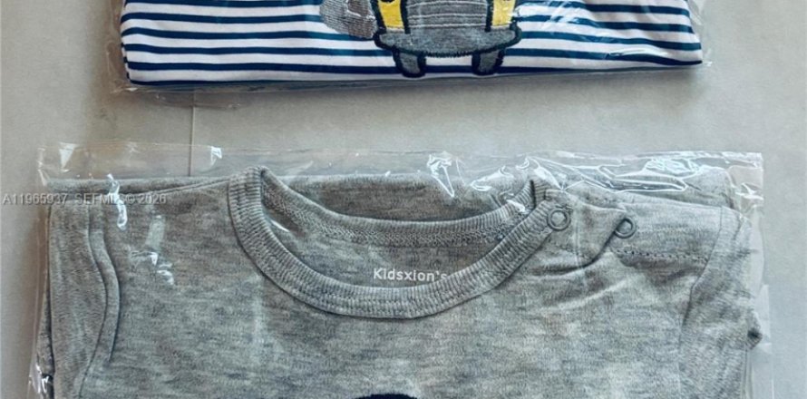 Propiedad comercial en Miami Lakes, Florida № 2031771