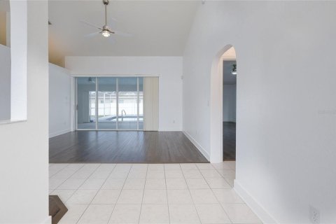 Villa ou maison à vendre à Port Charlotte, Floride: 3 chambres, 201.78 m2 № 2396894 - photo 7