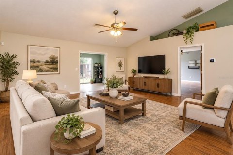 Villa ou maison à vendre à Mascotte, Floride: 4 chambres, 170.57 m2 № 2406536 - photo 3