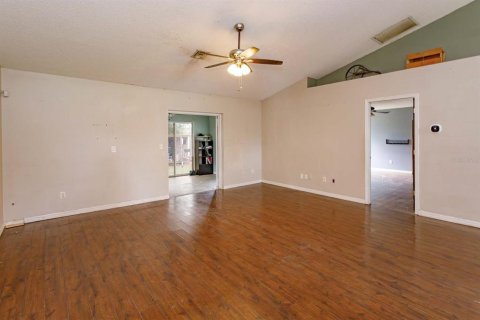 Villa ou maison à vendre à Mascotte, Floride: 4 chambres, 170.57 m2 № 2406536 - photo 8