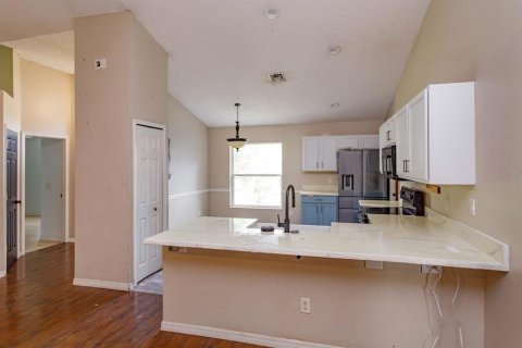 Villa ou maison à vendre à Mascotte, Floride: 4 chambres, 170.57 m2 № 2406536 - photo 16