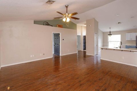 Villa ou maison à vendre à Mascotte, Floride: 4 chambres, 170.57 m2 № 2406536 - photo 9