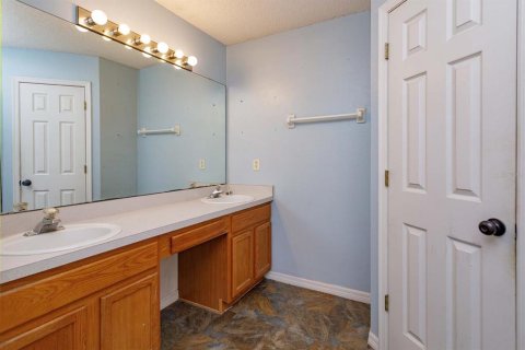 Villa ou maison à vendre à Mascotte, Floride: 4 chambres, 170.57 m2 № 2406536 - photo 25