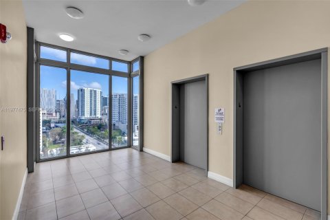 Copropriété à vendre à Miami, Floride: 2 chambres, 91.23 m2 № 2041796 - photo 29