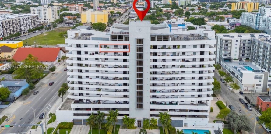 Condo à Miami, Floride, 2 chambres  № 2041796