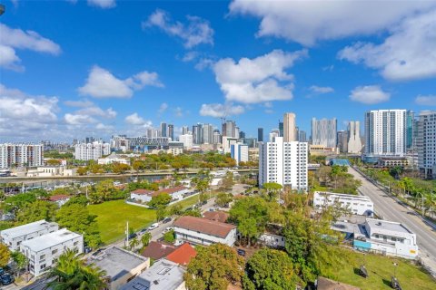 Copropriété à vendre à Miami, Floride: 2 chambres, 91.23 m2 № 2041796 - photo 25