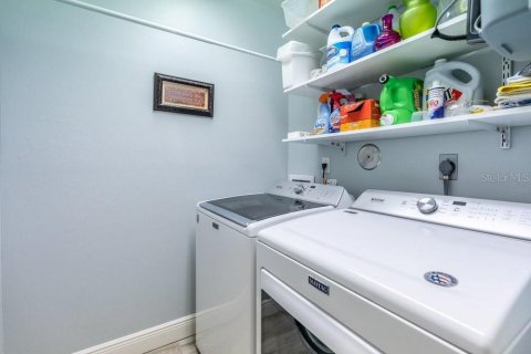 Купить виллу или дом в Нейплс, Флорида 5 комнат, 161.37м2, № 2425342 - фото 19