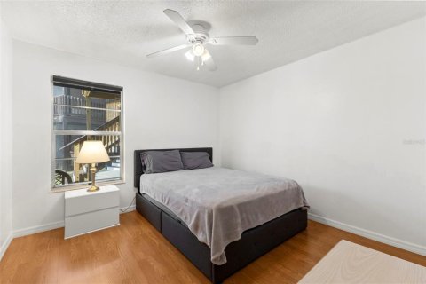Condo in Bradenton, Florida, 2 bedrooms  № 1531436 - photo 17