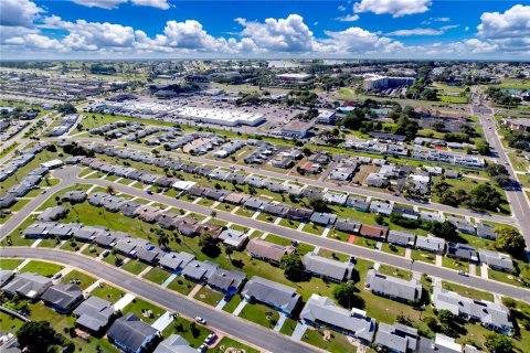 Casa en venta en Sun City Center, Florida, 2 dormitorios, 128.58 m2 № 2396109 - foto 17