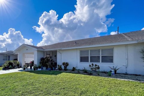 Casa en venta en Sun City Center, Florida, 2 dormitorios, 128.58 m2 № 2396109 - foto 12