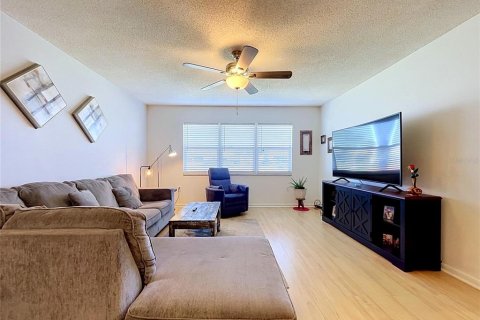 Casa en venta en Sun City Center, Florida, 2 dormitorios, 128.58 m2 № 2396109 - foto 27