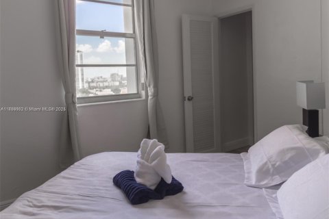 Condo in Sunny Isles Beach, Florida, 3 bedrooms  № 1731094 - photo 21