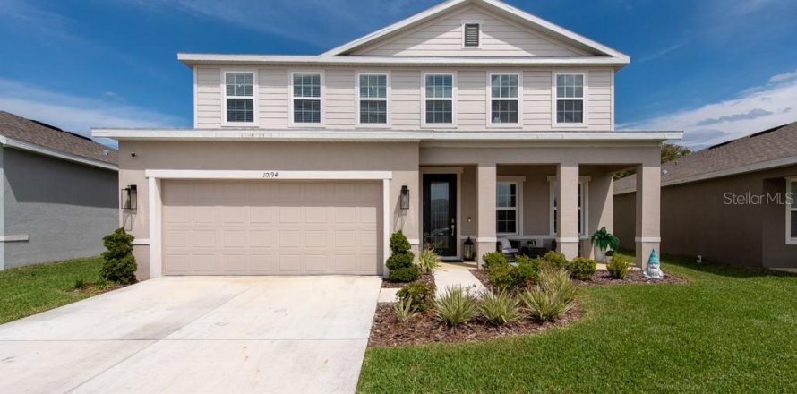 Villa ou maison à Land O' Lakes, Floride 4 chambres, 259.85 m2 № 1911774