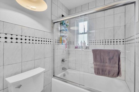 Купить виллу или дом в Энглвуд, Флорида 6 комнат, 154.4м2, № 1798147 - фото 23