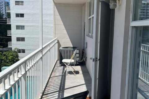 Condominio en venta en Miami Beach, Florida, 1 dormitorio, 67.82 m2 № 1979200 - foto 22