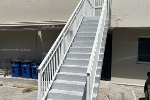 Condominio en venta en Miami Beach, Florida, 1 dormitorio, 67.82 m2 № 1979200 - foto 28