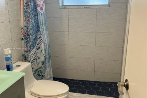 Condominio en venta en Miami Beach, Florida, 1 dormitorio, 67.82 m2 № 1979200 - foto 16