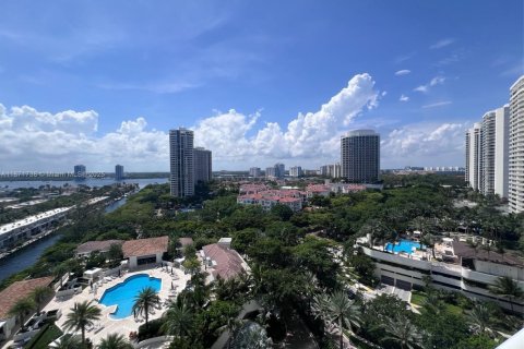 Condo in Aventura, Florida, 3 bedrooms  № 1922547 - photo 20