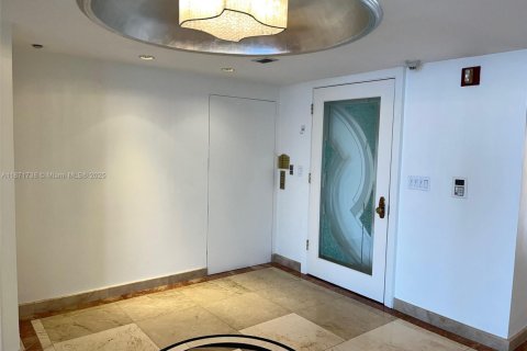 Condo in Aventura, Florida, 3 bedrooms  № 1922547 - photo 4