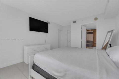 Condominio en venta en Miami, Florida, 2 dormitorios, 88.72 m2 № 2006395 - foto 16