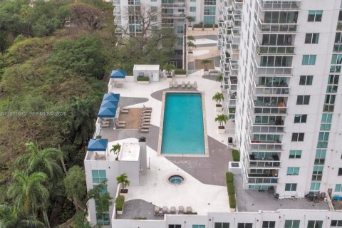 Condominio en venta en Miami, Florida, 2 dormitorios, 88.72 m2 № 2006395 - foto 27