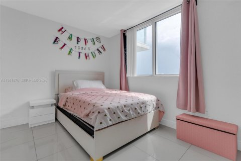 Condominio en venta en Miami, Florida, 2 dormitorios, 88.72 m2 № 2006395 - foto 20