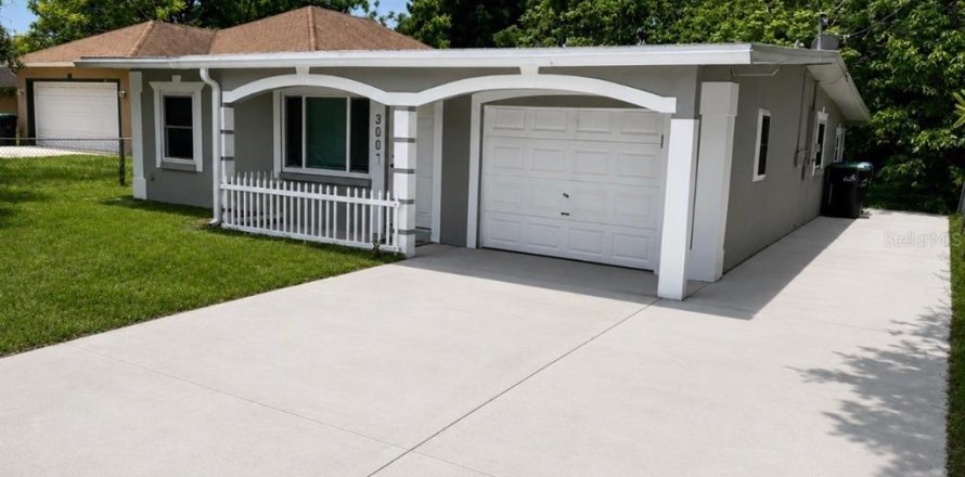 Casa en Orlando, Florida 2 dormitorios, 84.36 m2 № 2208611