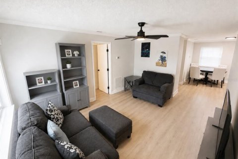 Casa en venta en Orlando, Florida, 2 dormitorios, 84.36 m2 № 2208611 - foto 7