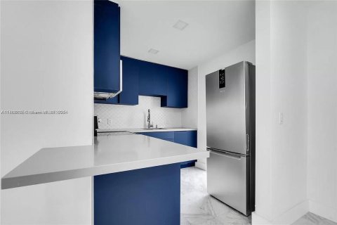 Condominio en alquiler en Miami Beach, Florida, 1 dormitorio, 65.03 m2 № 1937899 - foto 15