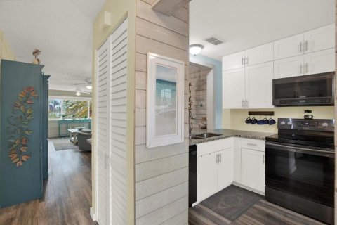 Casa en venta en Holmes Beach, Florida, 2 dormitorios, 80.08 m2 № 2097695 - foto 7