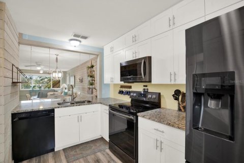 Casa en venta en Holmes Beach, Florida, 2 dormitorios, 80.08 m2 № 2097695 - foto 4