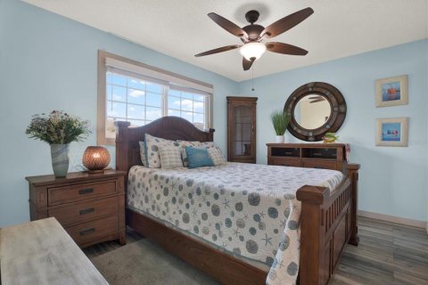 Casa en venta en Holmes Beach, Florida, 2 dormitorios, 80.08 m2 № 2097695 - foto 15