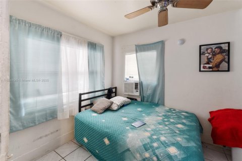 Villa ou maison à vendre à Miami, Floride: 3 chambres, 147.06 m2 № 1938051 - photo 15